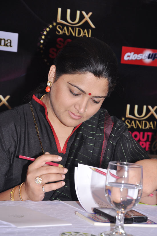 Kushboo - Untitled Gallery | Picture 20594